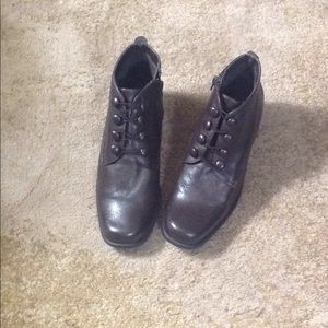 Isotoner Isoftex Leather Ankle Boots